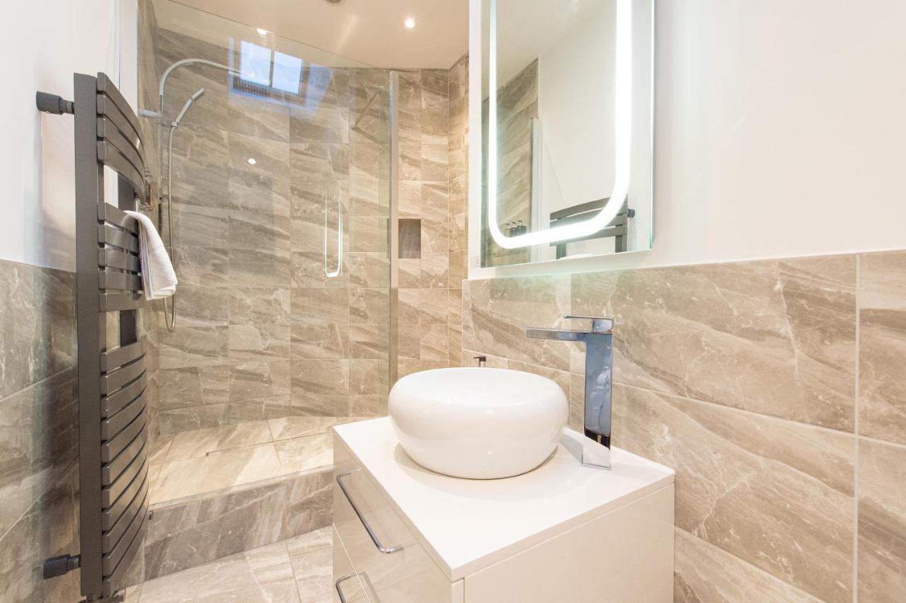 The Tower By Harrogate Serviced Apartments Exteriör bild