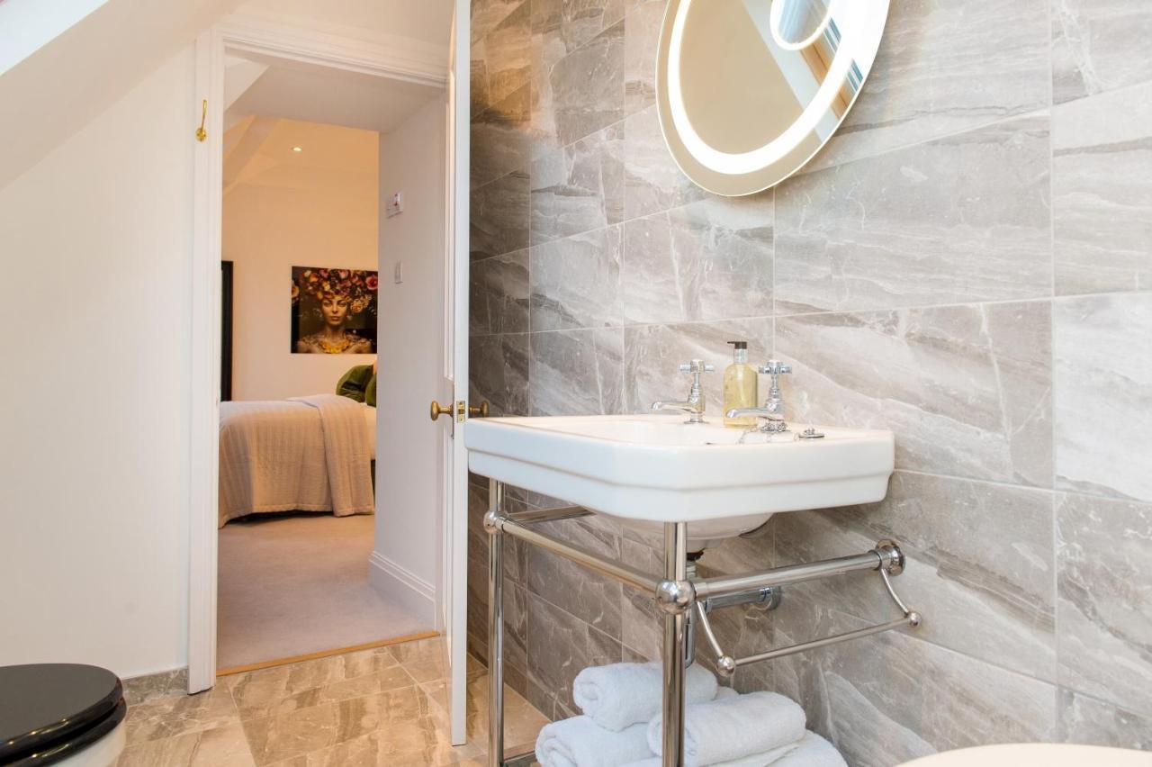 The Tower By Harrogate Serviced Apartments Exteriör bild