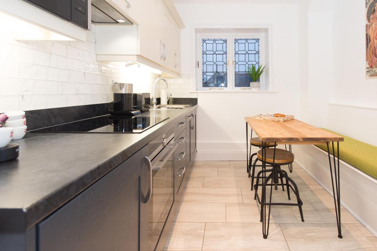 The Tower By Harrogate Serviced Apartments Exteriör bild