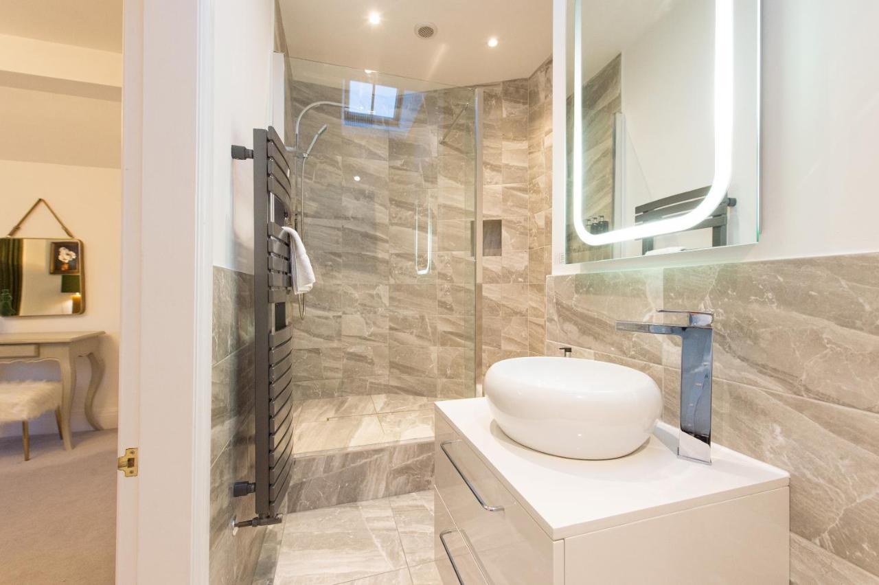 The Tower By Harrogate Serviced Apartments Exteriör bild
