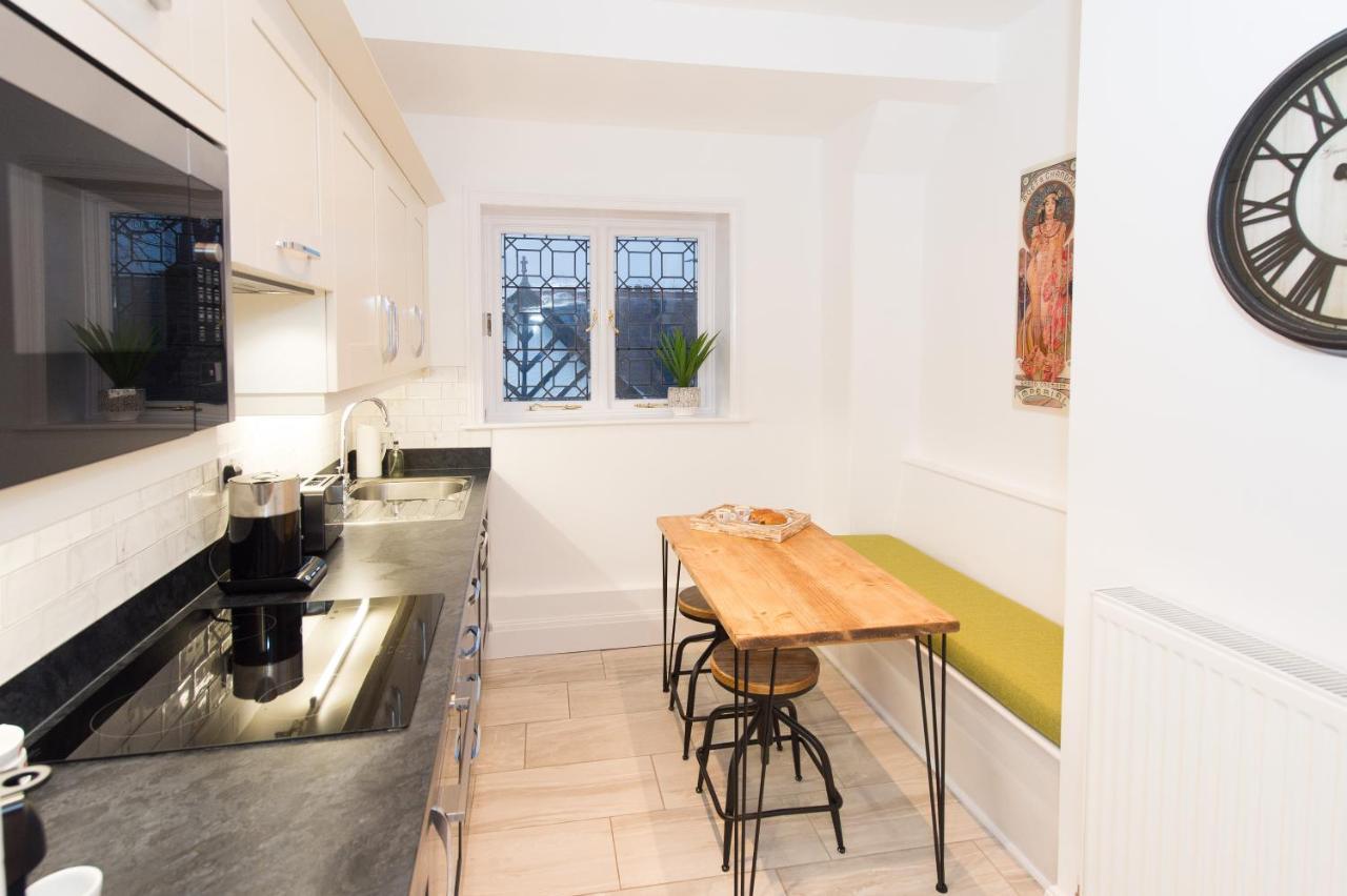 The Tower By Harrogate Serviced Apartments Exteriör bild